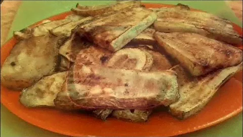 Необычная закуска из обычных кабачков. (An unusual appetizer made from ordinary zucchini).