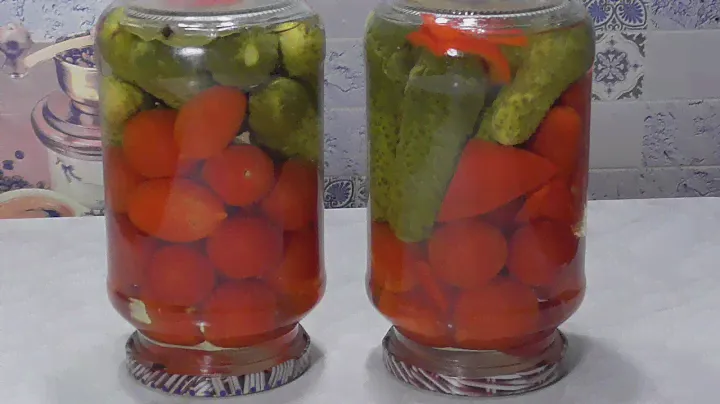 АССОРТИ на зиму Самый ВКУСНЫЙ Рецепт из помидоров и огурцов  маринованные без стерилизации Заготовки