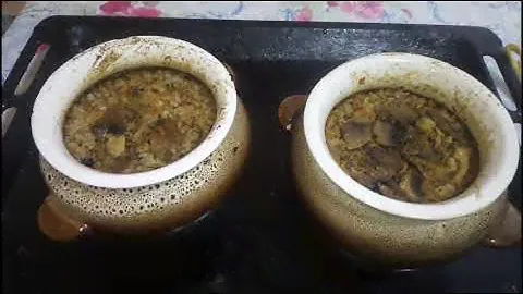 Гречка с грибами в горшочках