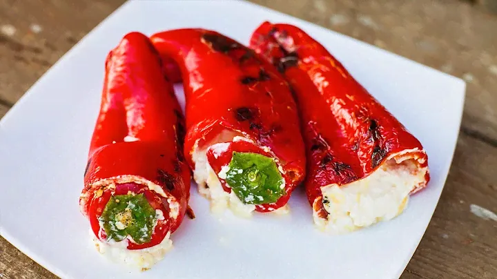 Фаршированный Перец с сыром на гриле. Обалденная закуска на мангале. Можно готовить в духовке