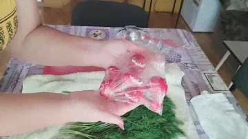 Заготовки на зиму уже делаю ,много выросло .